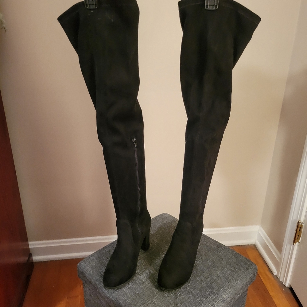 Women's Refresh Black Over The Knee Suede Boots, 8